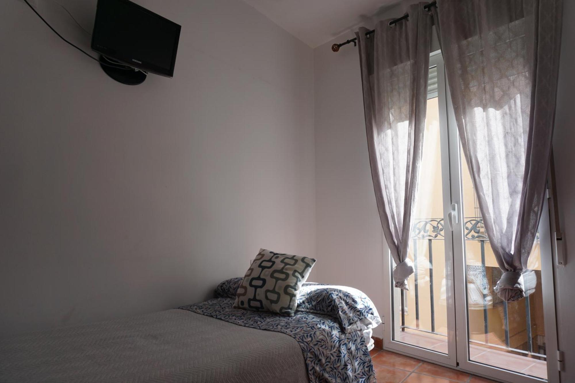 אליקאנטה La Korolada Guesthouse מראה חיצוני תמונה